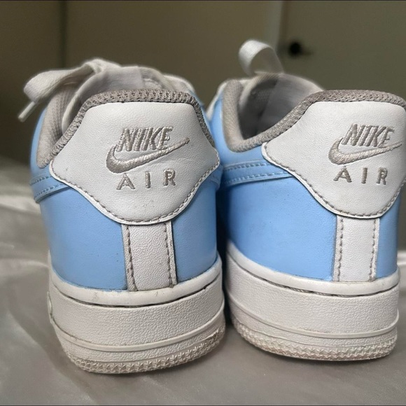 Nike Air Force - Picture 4 of 4